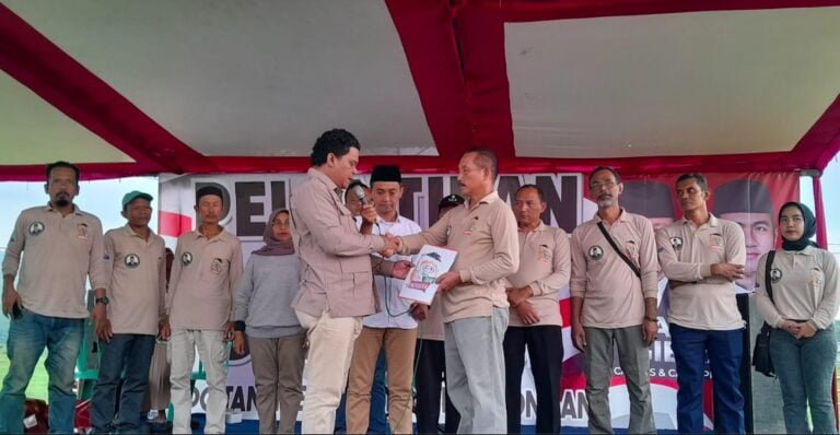 Tani Merdeka Pekalongan Deklarasi Dukung Prabowo-Gibran, Don Muzakir: Petani Harus Diberdayakan
