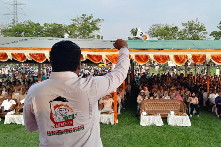 Ratusan Petani Grobogan Deklarasikan Dukung Pasangan Prabowo-Gibran di Pilpres 2024 
