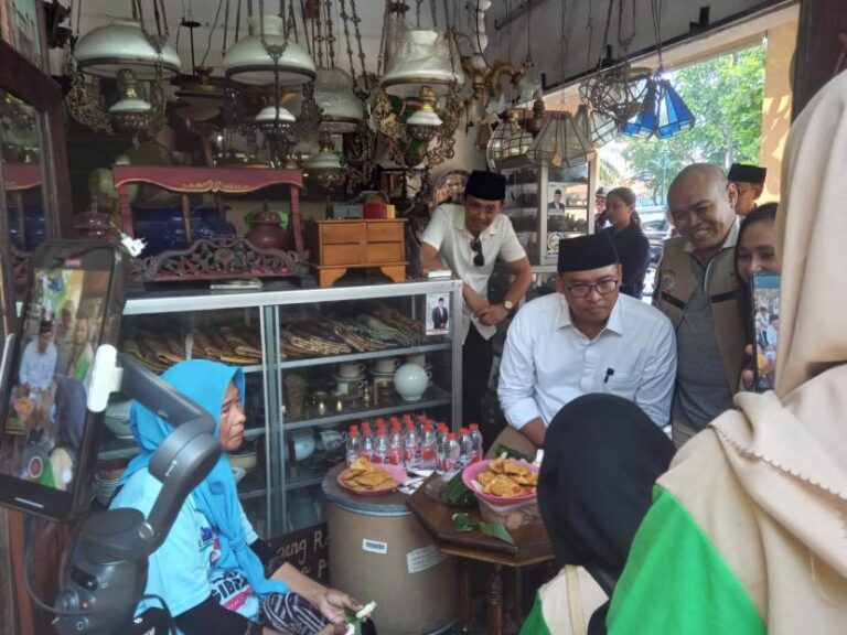 Blusukan ke Solo Raya, Sudaryono Disambut Hangat oleh Warga