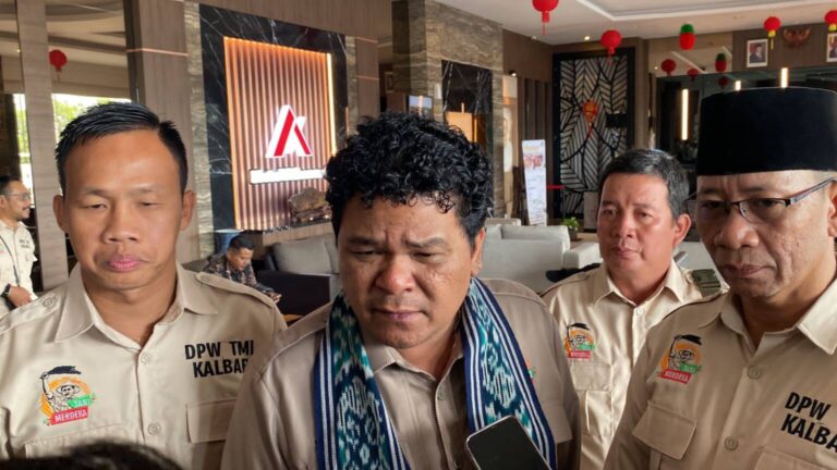 Ketum Tani Merdeka Indonesia Ingatkan Kader di Kalbar Tidak Menyusahkan Petani