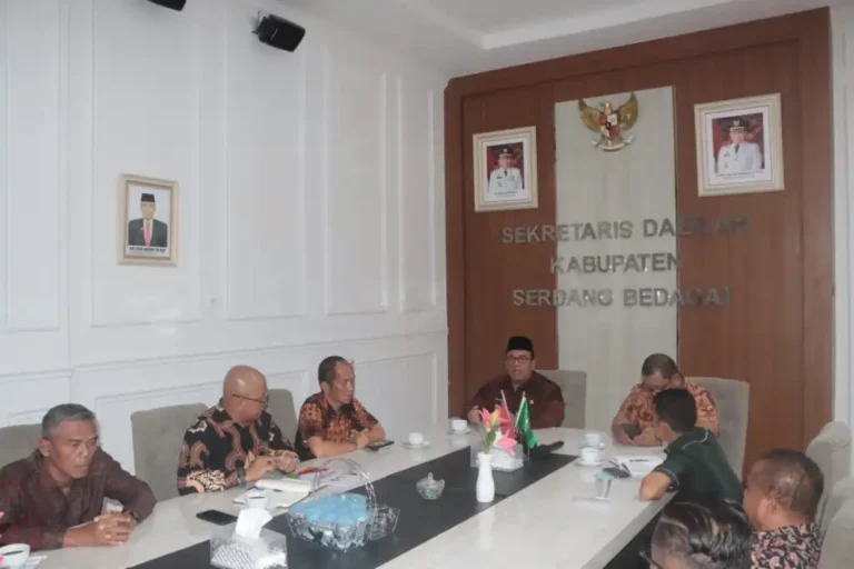 Terima Audiensi Kelompok Tani Merdeka, Pjs Bupati Dorong Peningkatan Produksi Pertanian Sergai