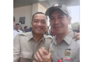 Prasetyo Hadi Menteri Sekretaris Negara (Mensesneg) saat bersama dengan Ketua DPD Tani Merdeka Indonesia Kabupaten Lampung Barat, Haris Arifin Lubis.