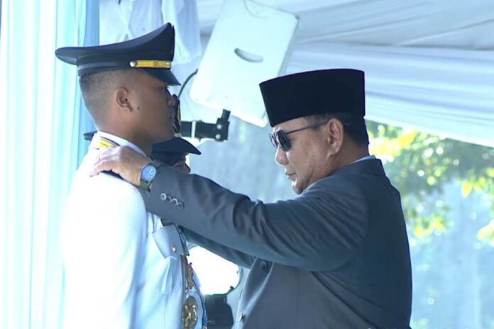Presiden Prabowo Presiden Prabowo Subianto melantik lulusan terbaik IPDN menjadi Pamong Praja Muda di Jatinangor, Jawa Barat, pada Rabu, 29 Juli 2026.