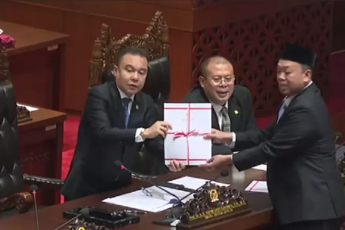 dpr sahkan ruu pengaturan reforma DPR mengesahkan RUU tentang Pengaturan Reforma Agraria menjadi Undang-undang dalam Rapat Paripurna di Gedung DPR, Senayan, Jakarta Pusat, Selasa (22/9/2026).